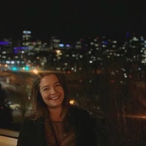 Meet your Posher, Cassandra